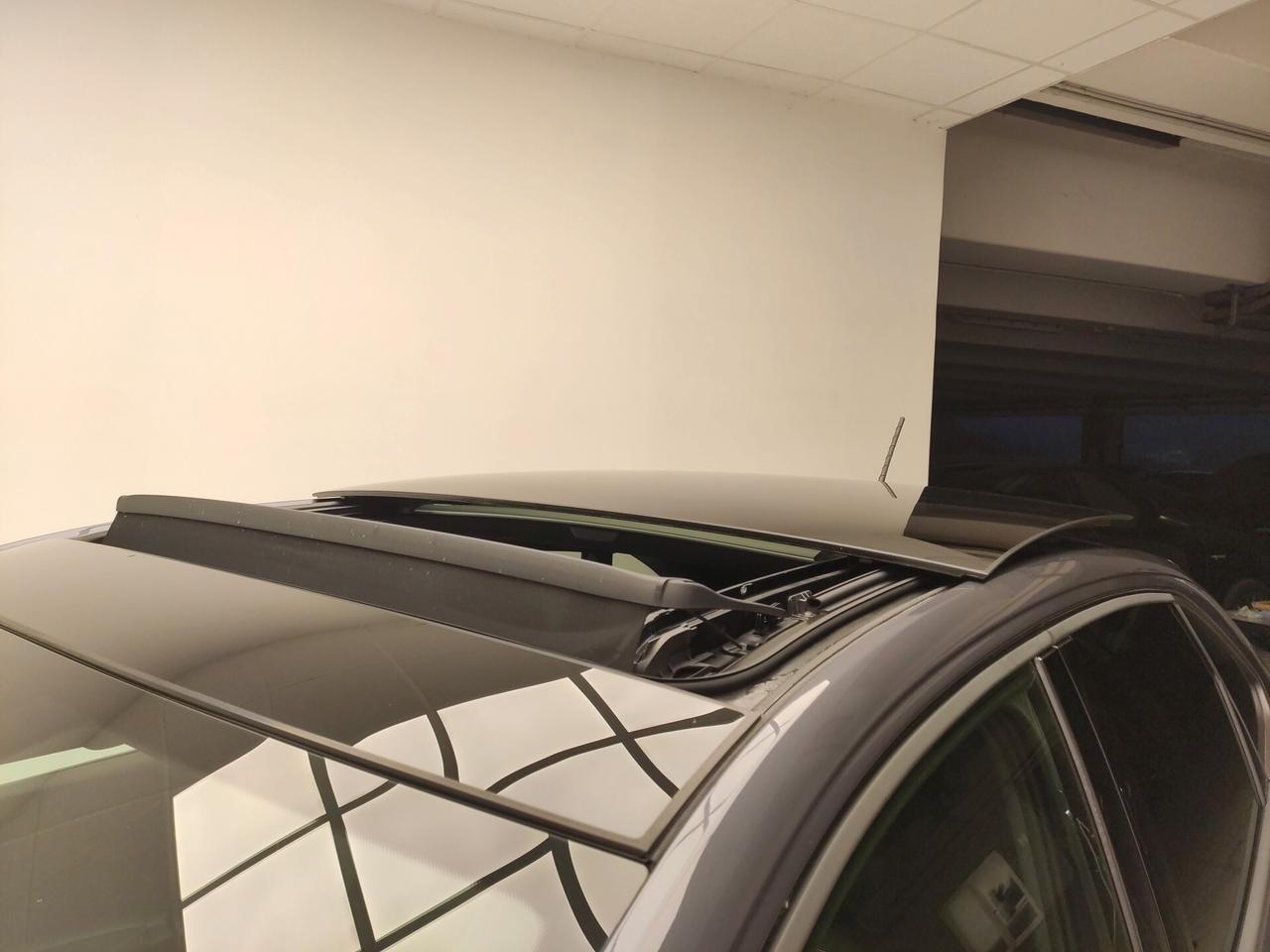 Volkswagen Taigo 1.0 TSI 115 CV R-Line