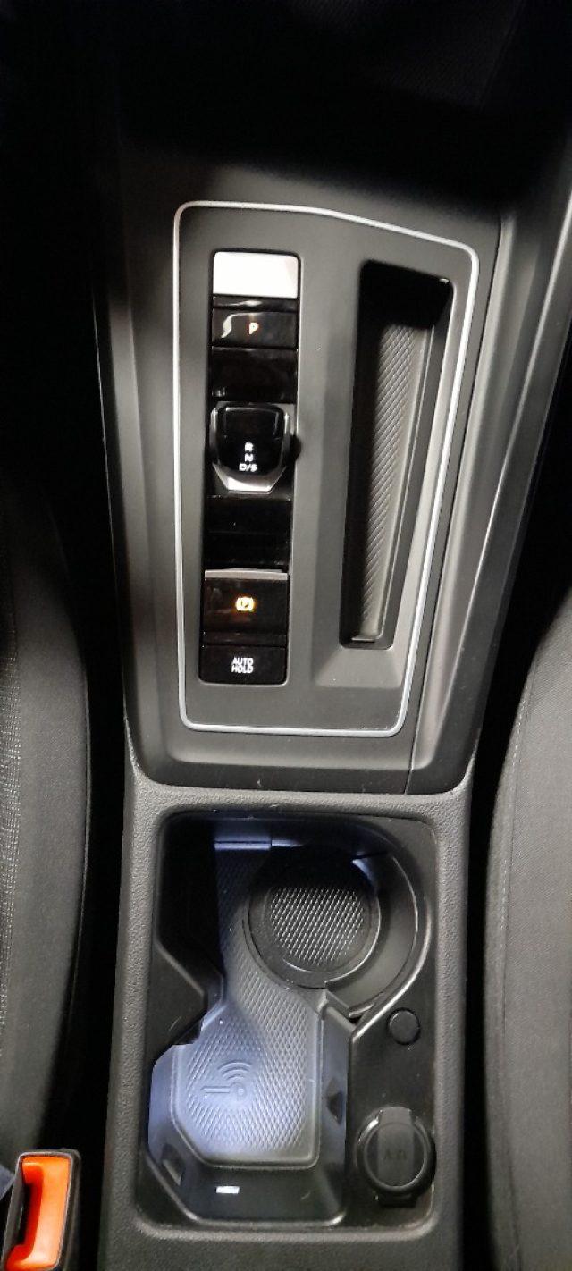 VOLKSWAGEN Golf 1.0 eTSI EVO DSG Life MHEV