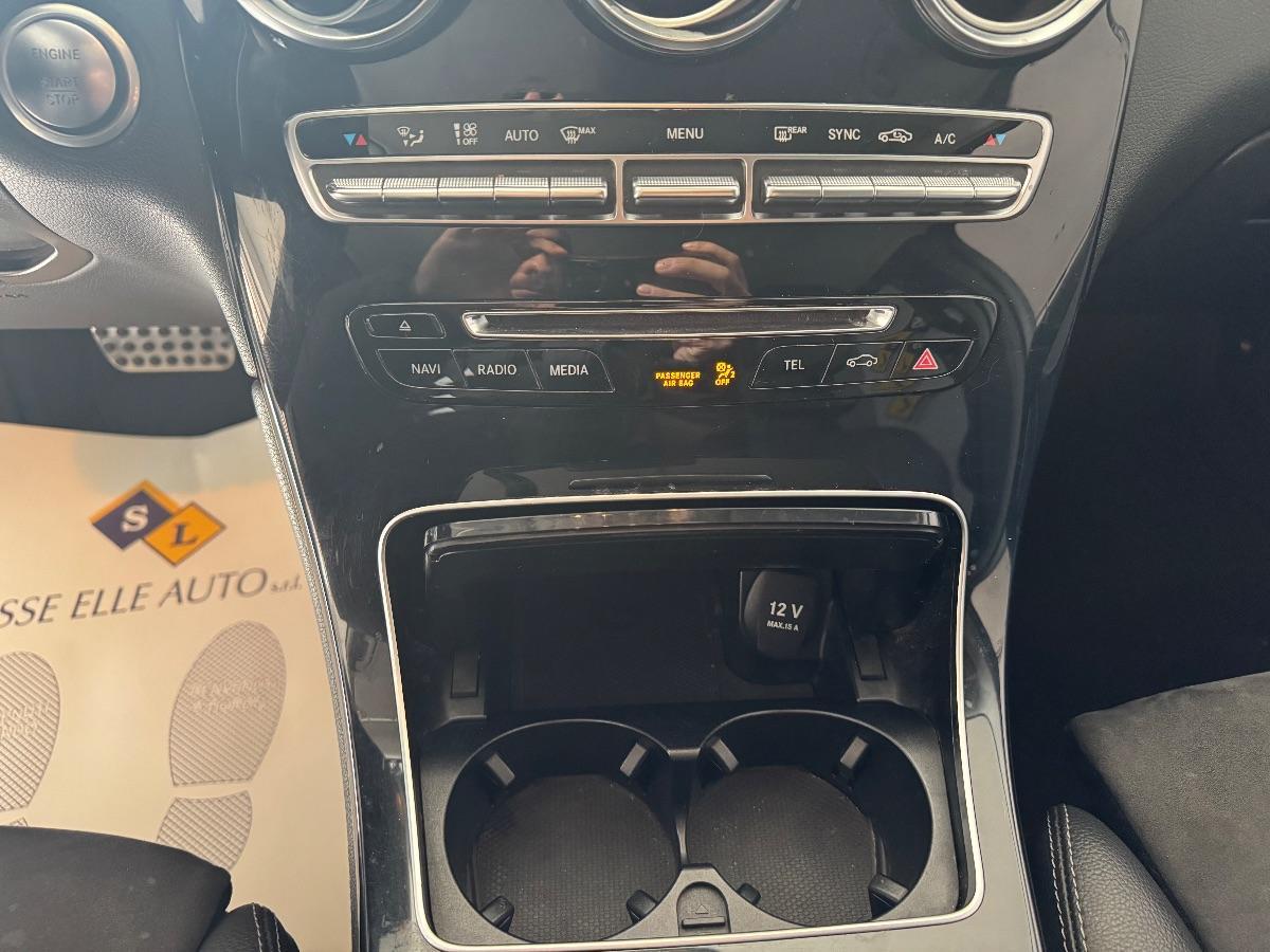 MERCEDES GLC coupé 220 d 4Matic Coupé Premium LED/ RETROCAMERA