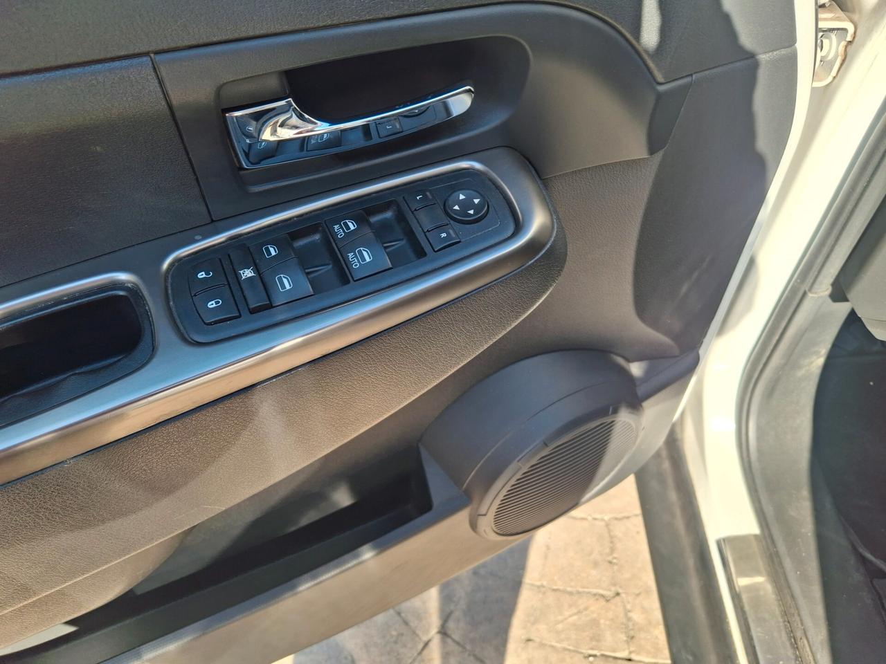 Jeep Cherokee 2.8 CRD DPF Limited Auto 4x4