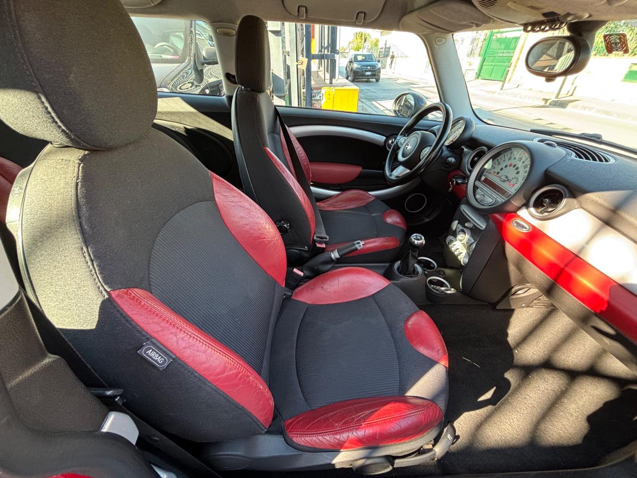 Mini 1.6 16V Cooper