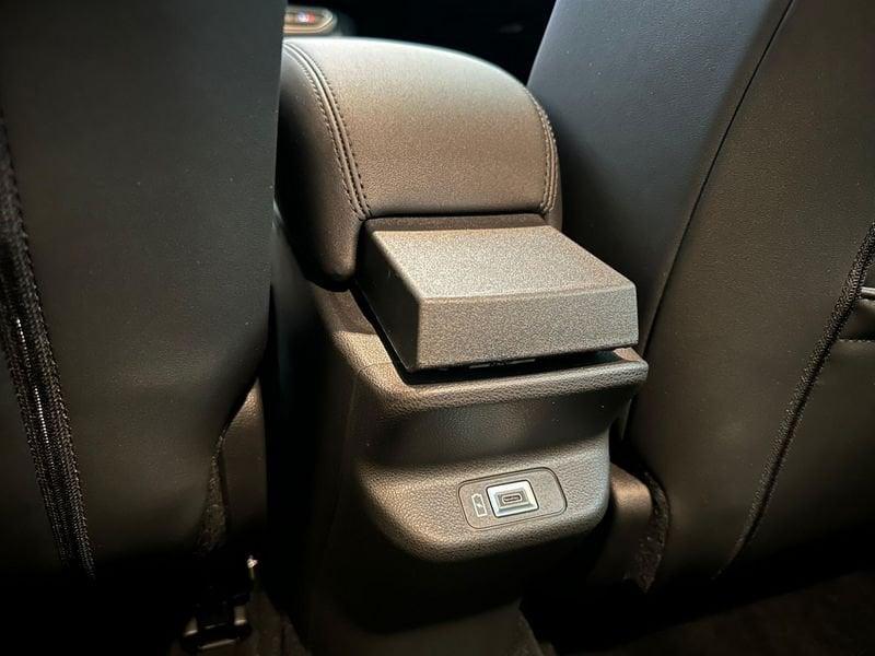 Jeep Avenger 1.2 Turbo Altitude MHEV IVA ESPOSTA