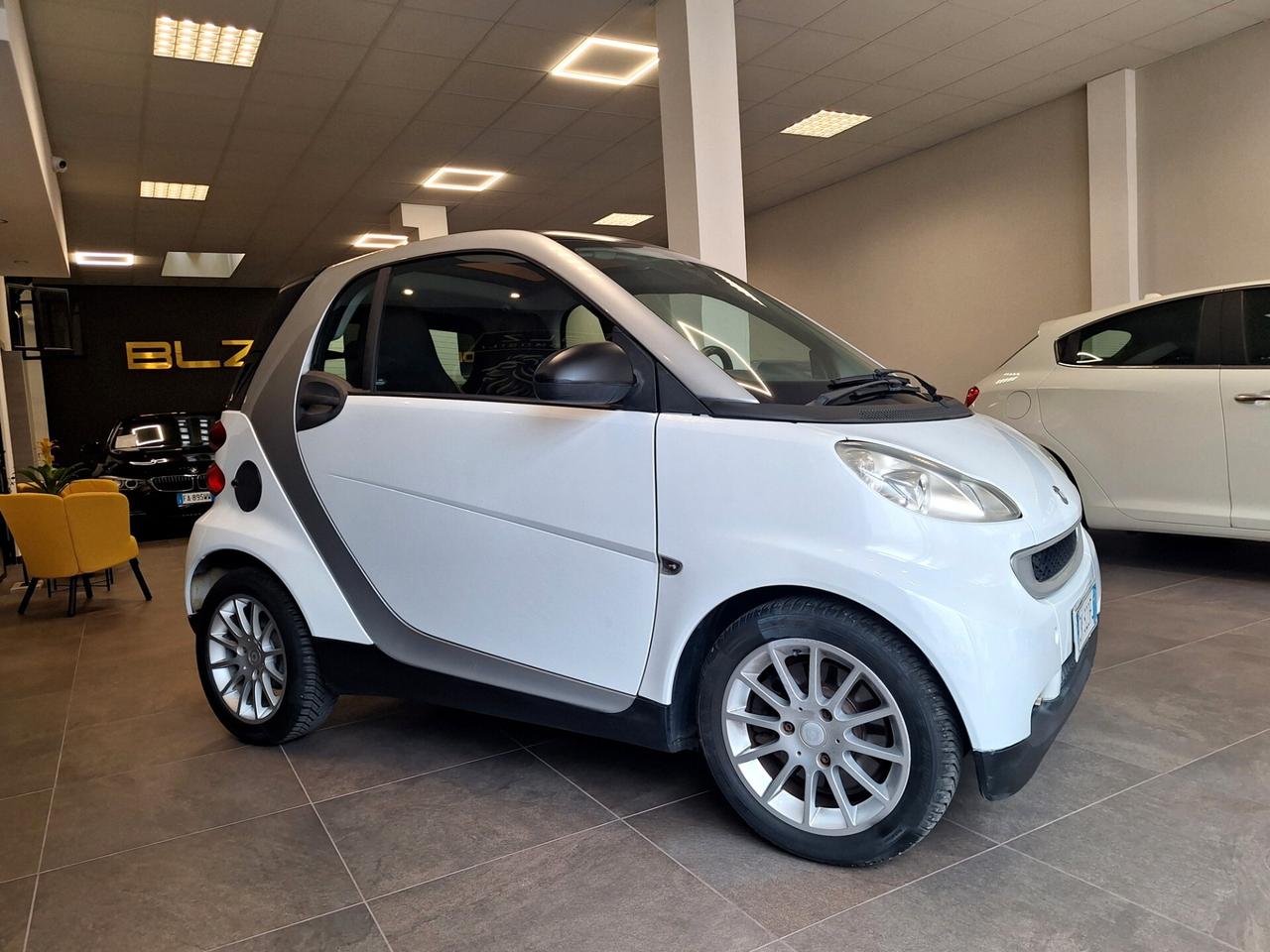 Smart ForTwo 800 33 kW coupé passion cdi