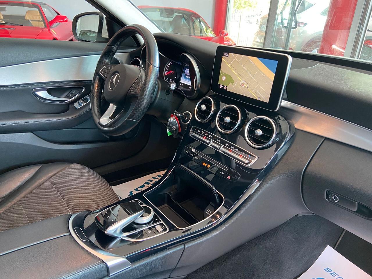 Mercedes-benz C 220 C 220 d Auto Premium Plus