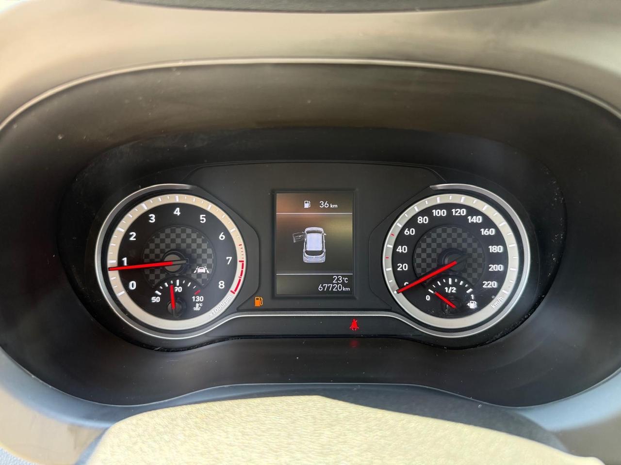 Renault Captur TCe 100 CV Intens