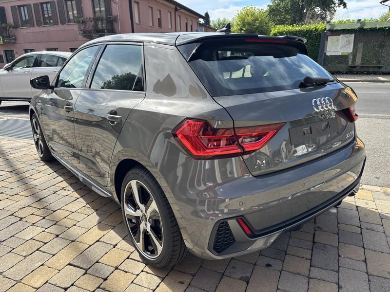 Audi A1 Sportback 30 1.0 tfsi S Line Edition 116cv s-tronic LED-PHONE APPS-17"