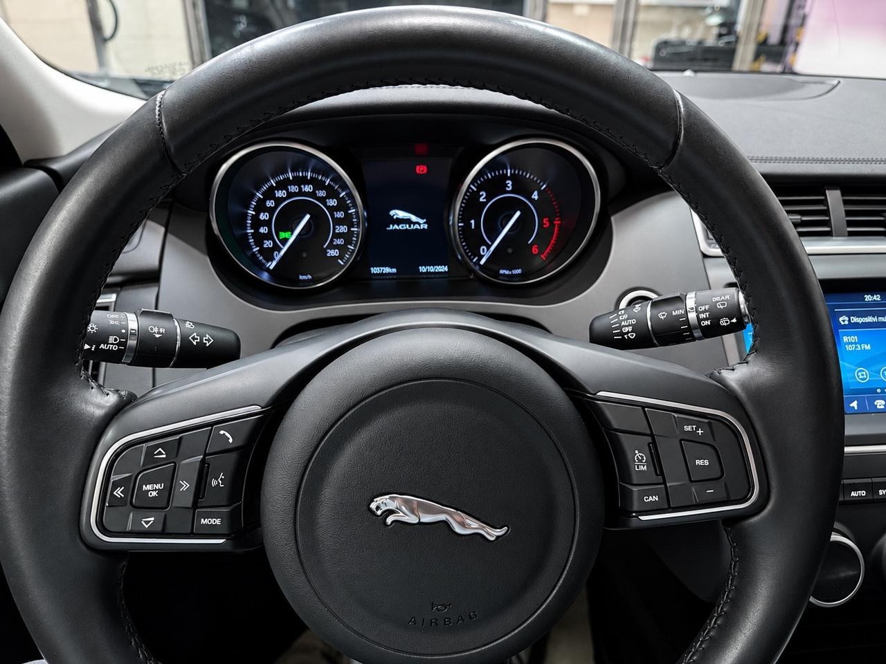 Jaguar E-Pace 2.0D 150 CV AWD