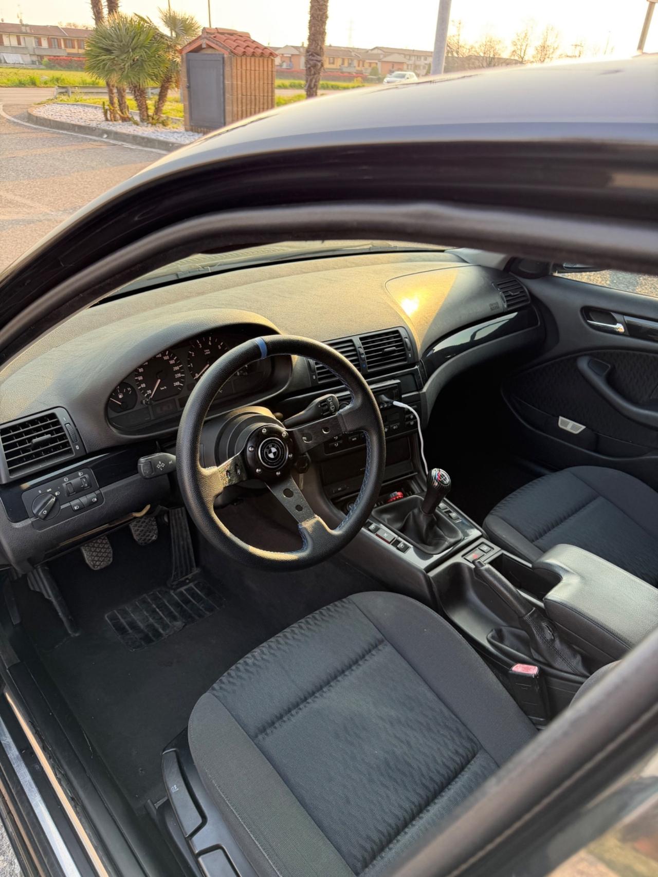 Bmw 323 323i cat 4 porte
