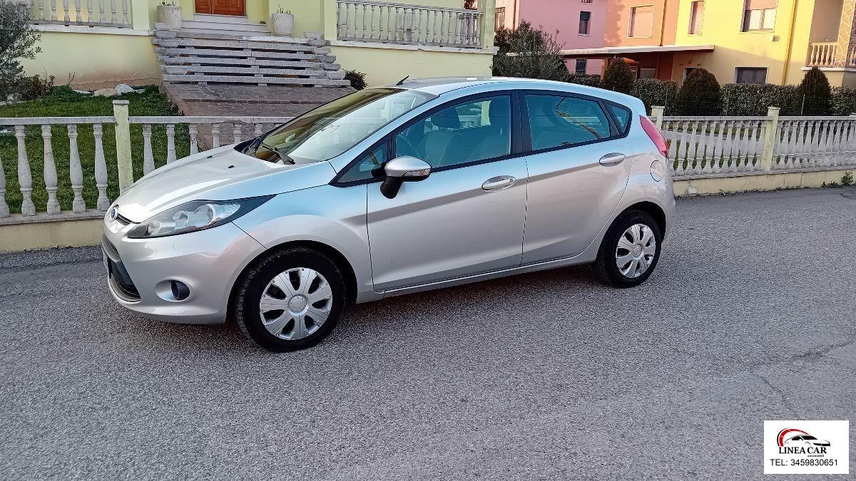 FORD - Fiesta 1.4 benzina/ gpl - ok neopatentati