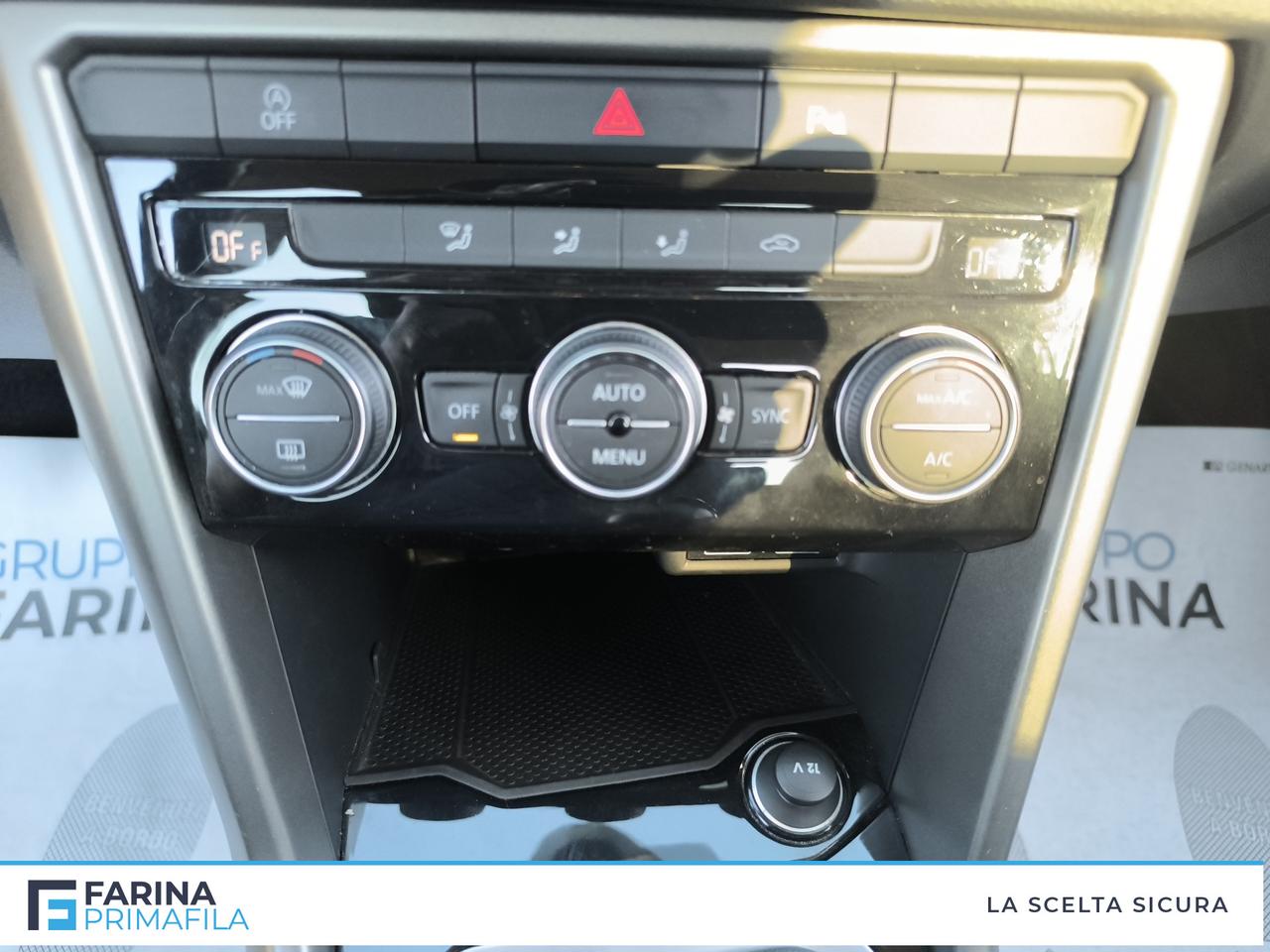 VOLKSWAGEN T-Roc 2017 - T-Roc 1.6 tdi Style