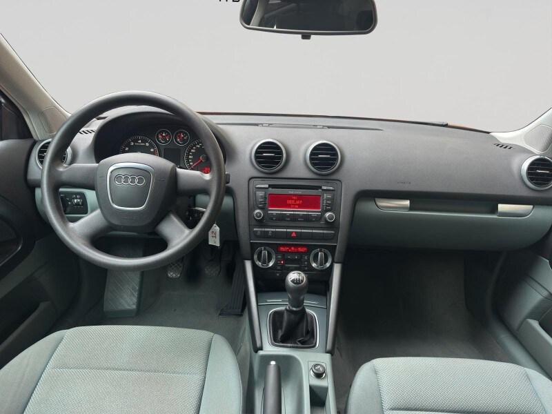 AUDI A3 2ª serie A3 1.4 16V TFSI Attraction