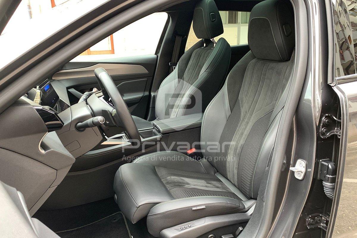 PEUGEOT 408 Hybrid 225 e-EAT8 GT