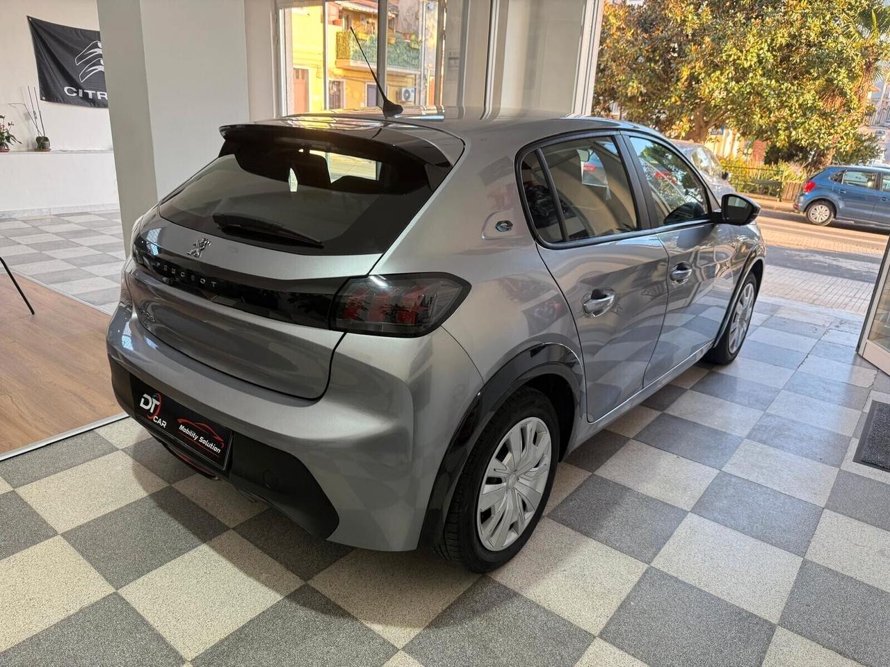 Peugeot 208 Active
