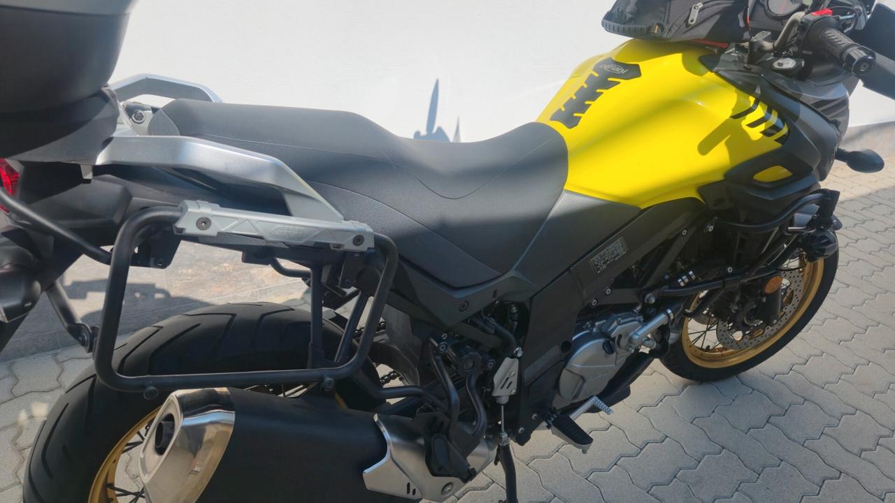 Suzuki V Strom DL 650 XT ABS