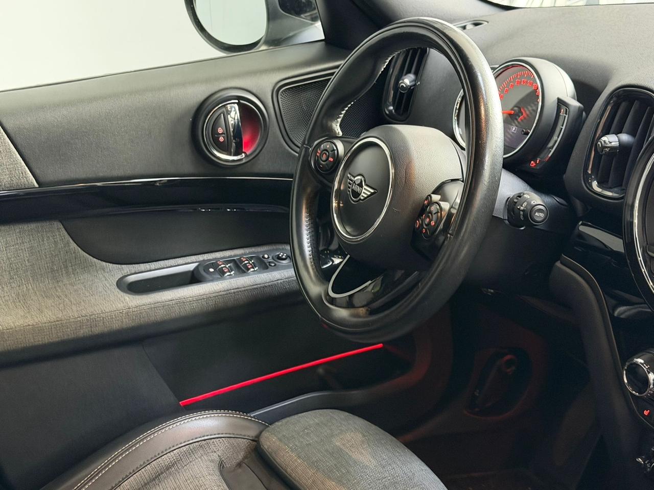 Mini Cooper 1.5 Countryman 136 GPL Autom 2024