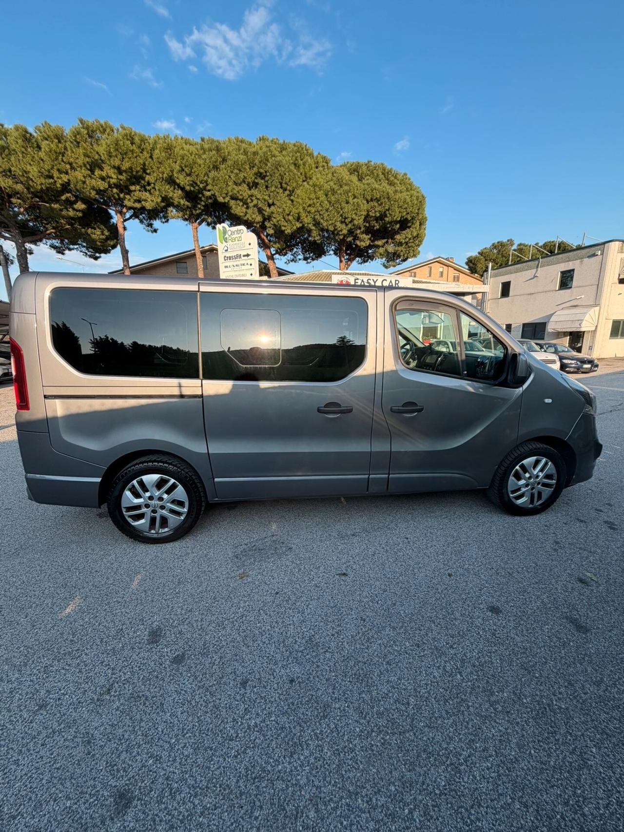 Opel Vivaro 1.6 Biturbo CDTI Combi L1H1 2,9t