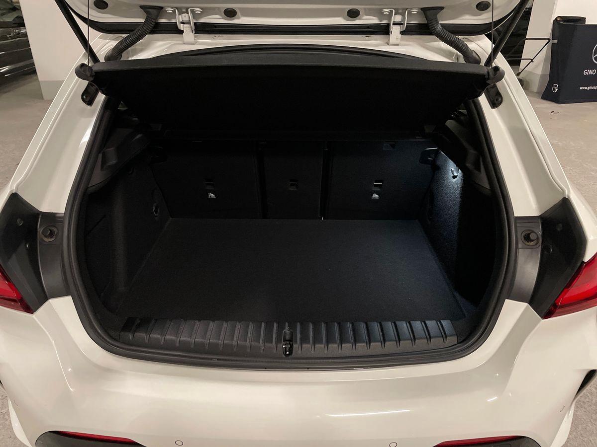 BMW Serie 1 F40 - 116d Msport auto