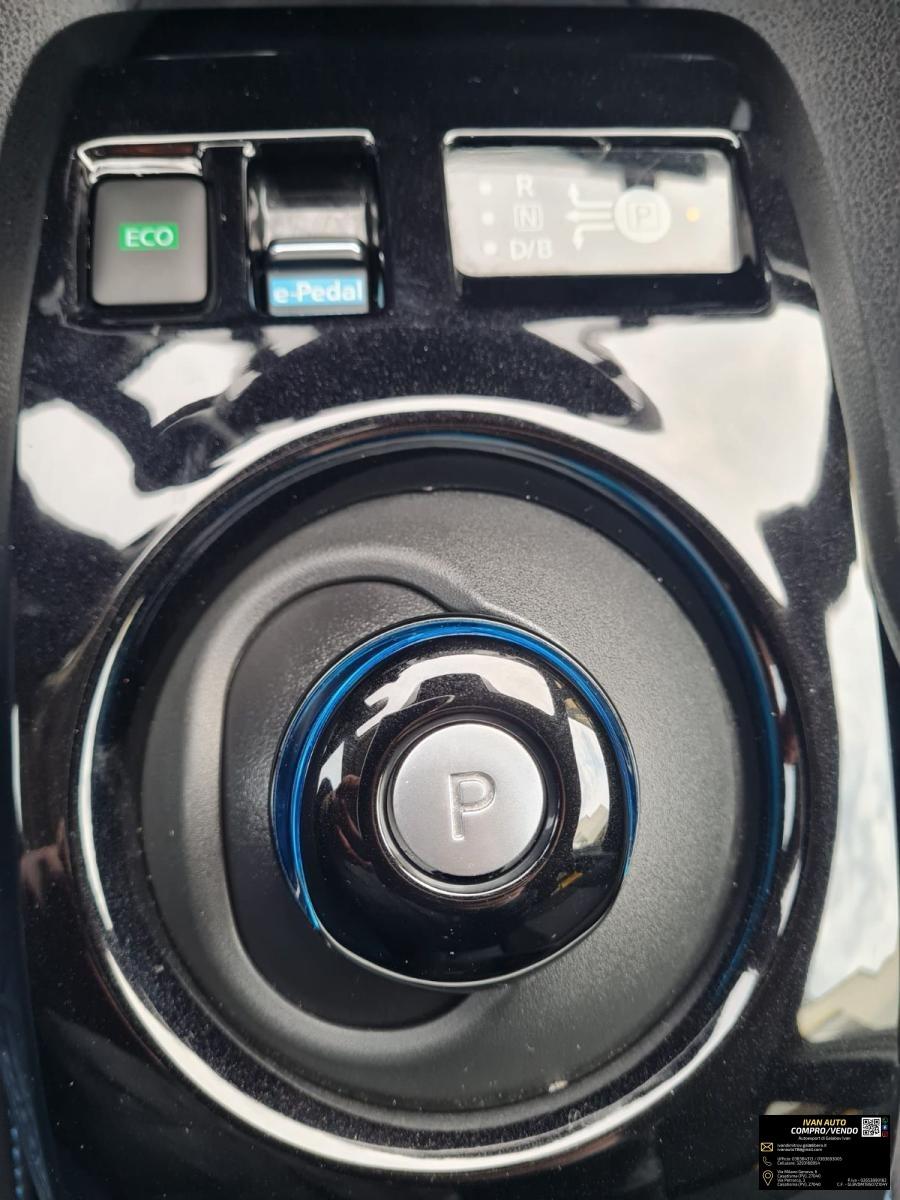 NISSAN Leaf Tekna 40 kWh-Elettrica-19.000 Km