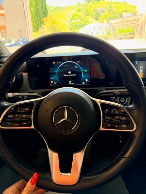 Mercedes-benz A 180 d Automatic Business Extra