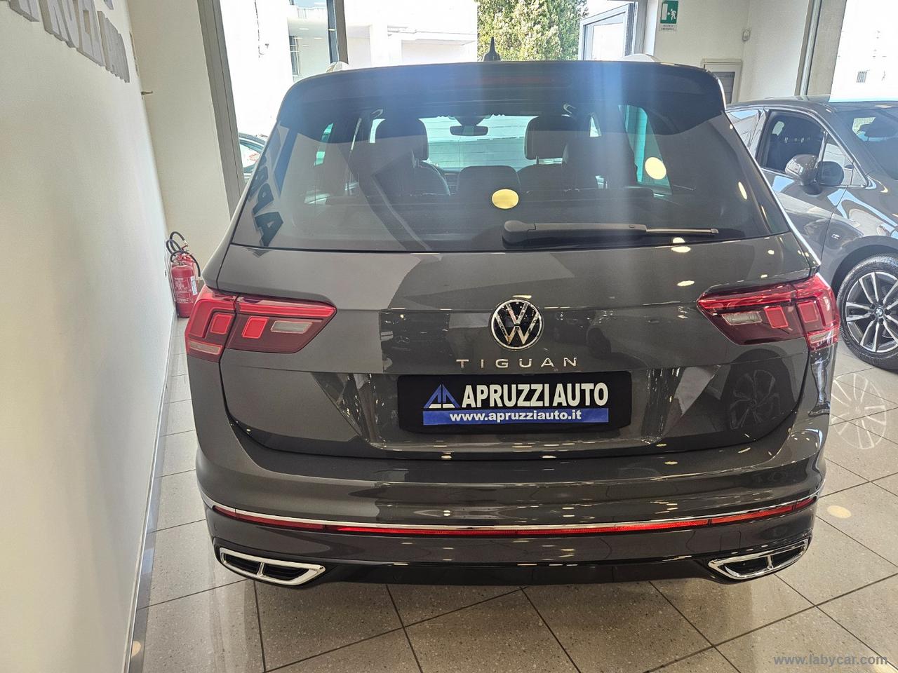 VOLKSWAGEN Tiguan 2.0 TDI 150CV SCR DSG R-Line