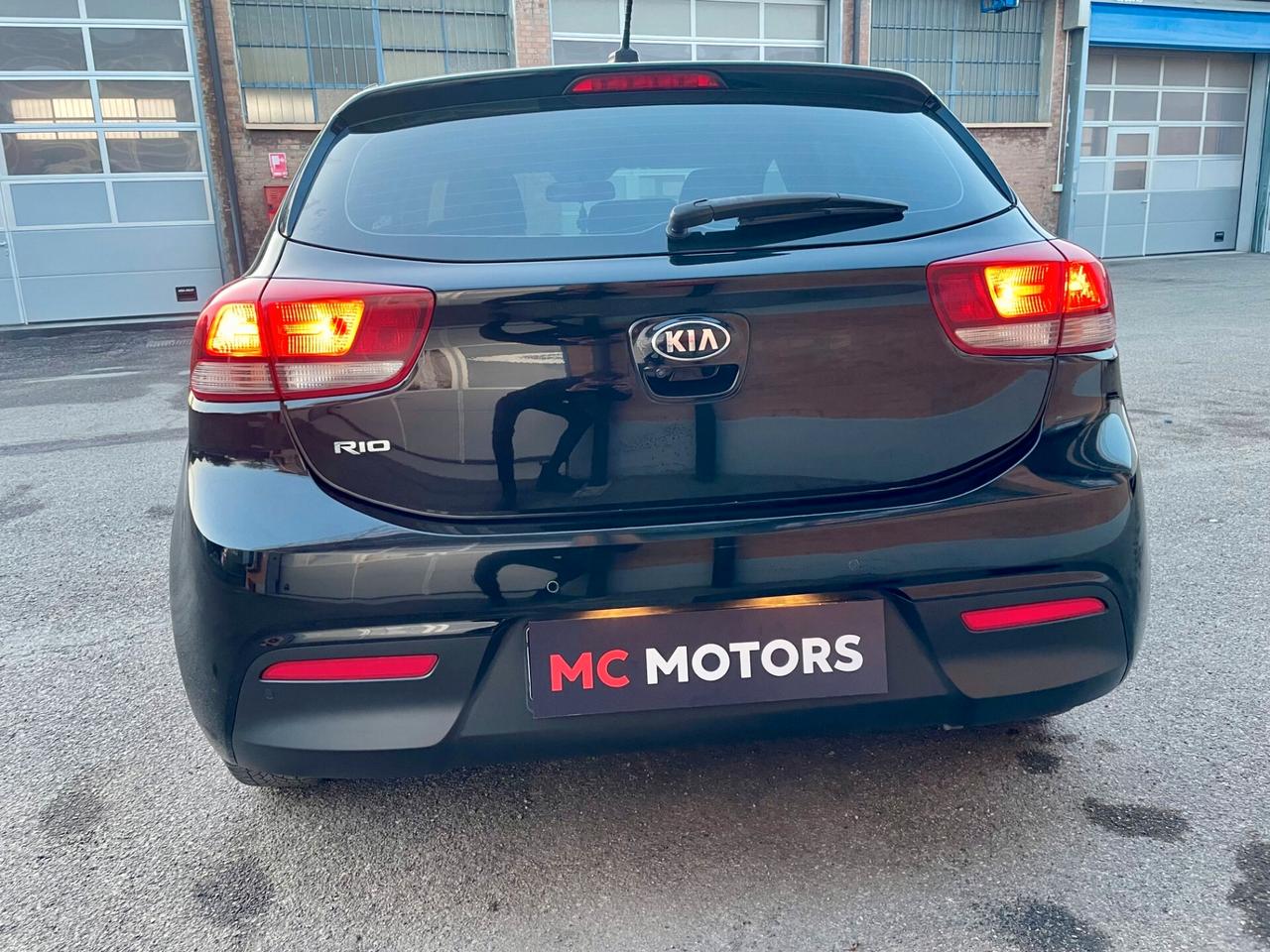 Kia Rio BENZINA/GPL 2021- UNICO PROPRIETARIO- TUTTA TAGLIANDATA KIA UFFICIALE