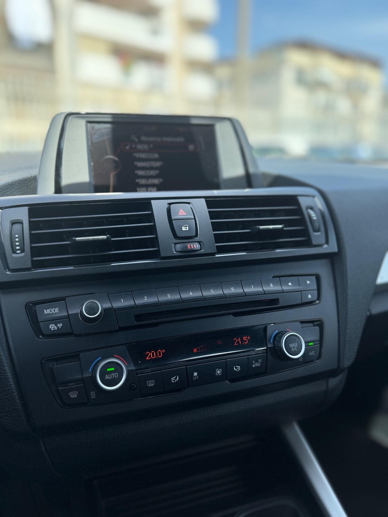 Bmw 116 116d 5p. Efficient Dynamics Urban