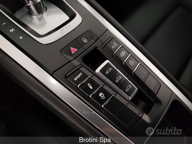 Porsche 911 3.0 Carrera Coupé