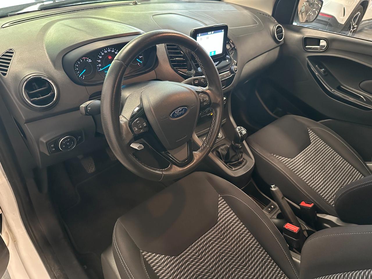 Ford Ka+ 1.2 Ultimate 85cv - neopatentati