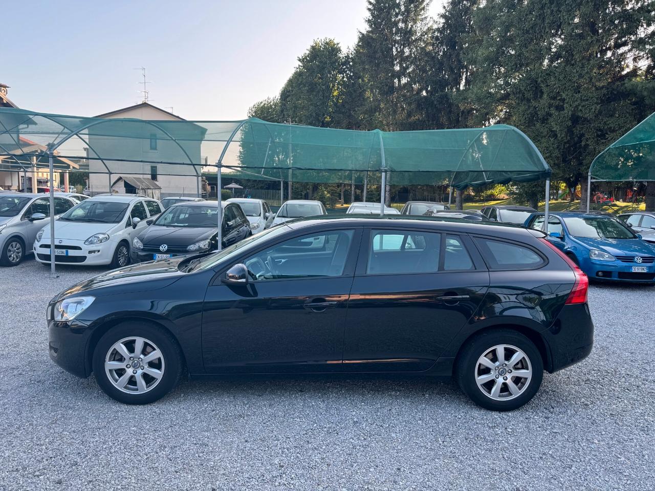 Volvo V60 T3 Powershift Momentum
