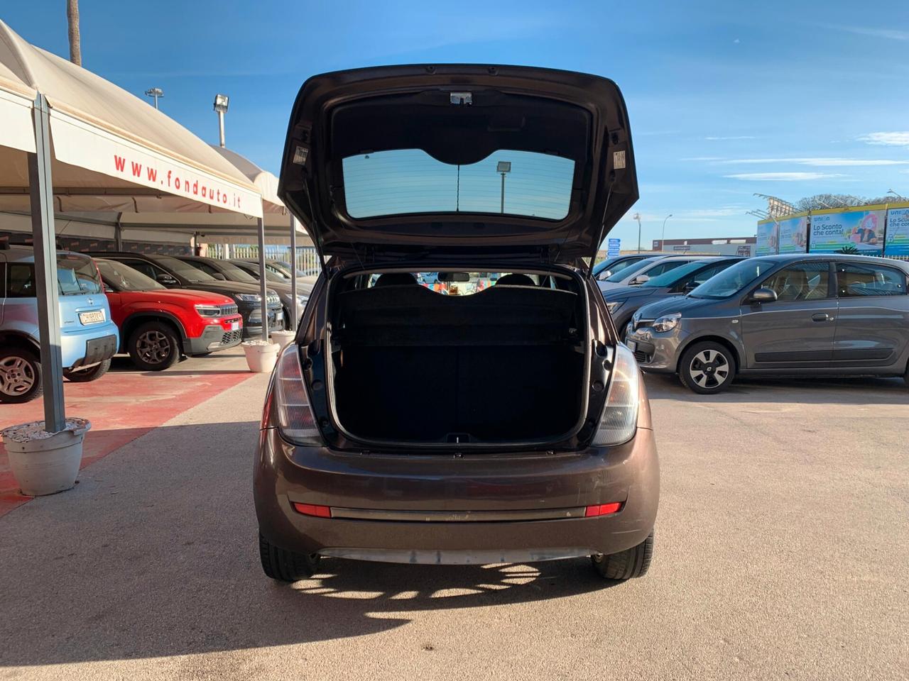 Lancia Ypsilon 1.2 Versus