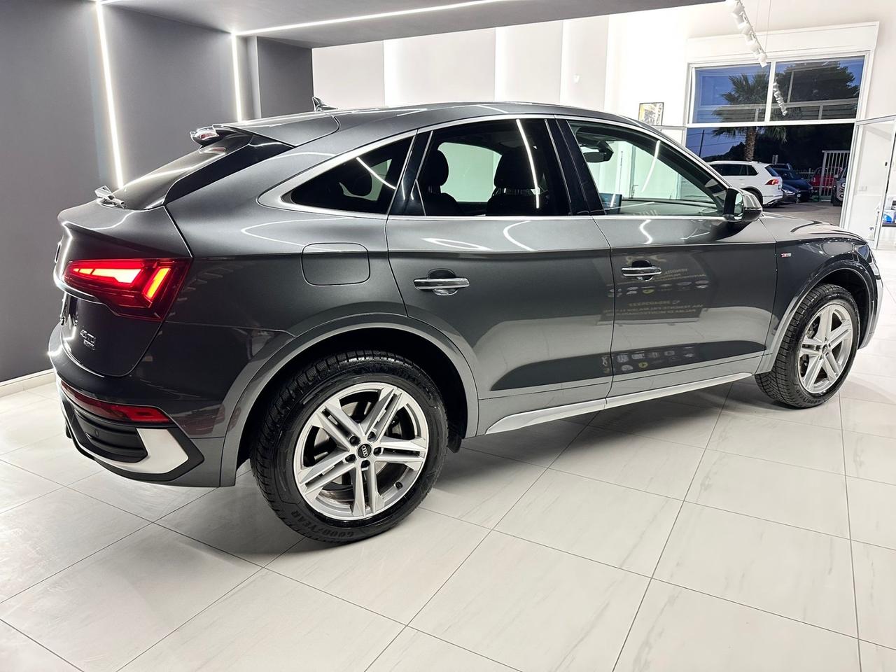 Audi Q5 40 TDI 204 CV quattro S tronic S line 2022