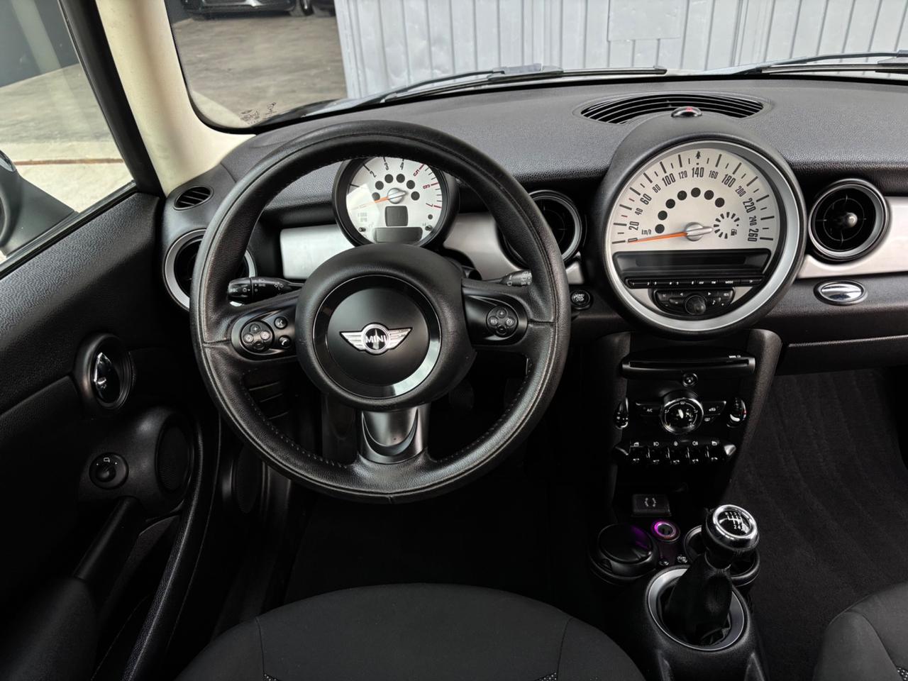 Mini One D. 1.6d. Neopatentati. Garanzia 12 mesi