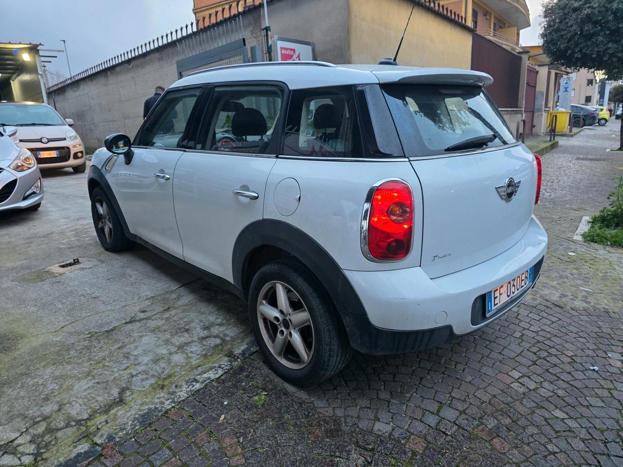 Mini Cooper D Countryman 1.6 One 90cv