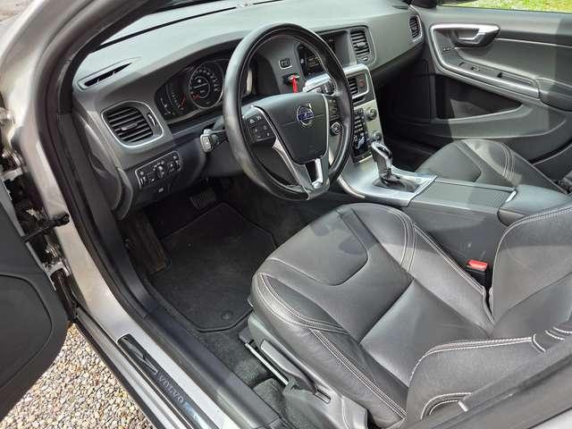 Volvo V60 V60 I 2014 2.0 d2 Momentum geartronic
