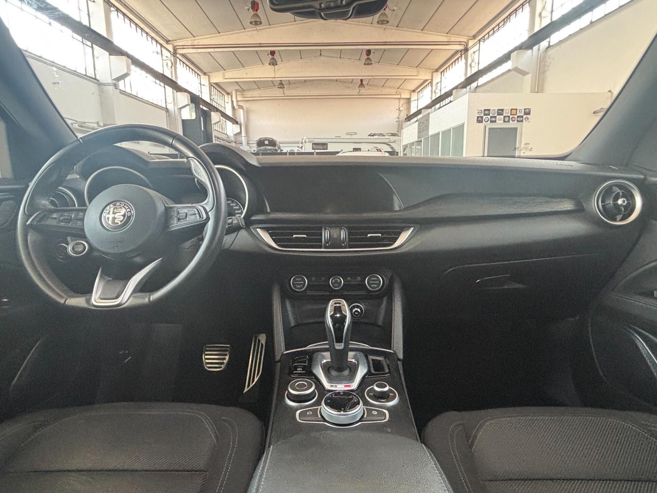 Alfa Romeo Stelvio 2.2 Turbodiesel 190 CV AT8 Q4 Business
