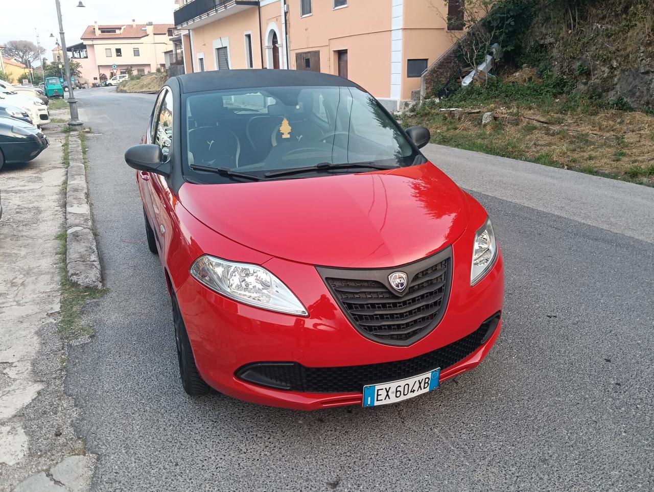 Lancia Ypsilon 1.2 69 CV 5 porte S&S Silver