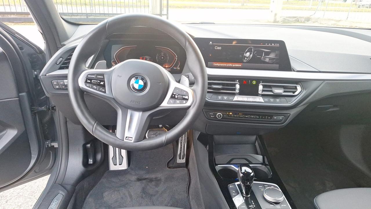 Bmw 118 118d 5p. Msport VETTURA UFFICIALE BMW ITALIA!!! AUTOMATICA!!!