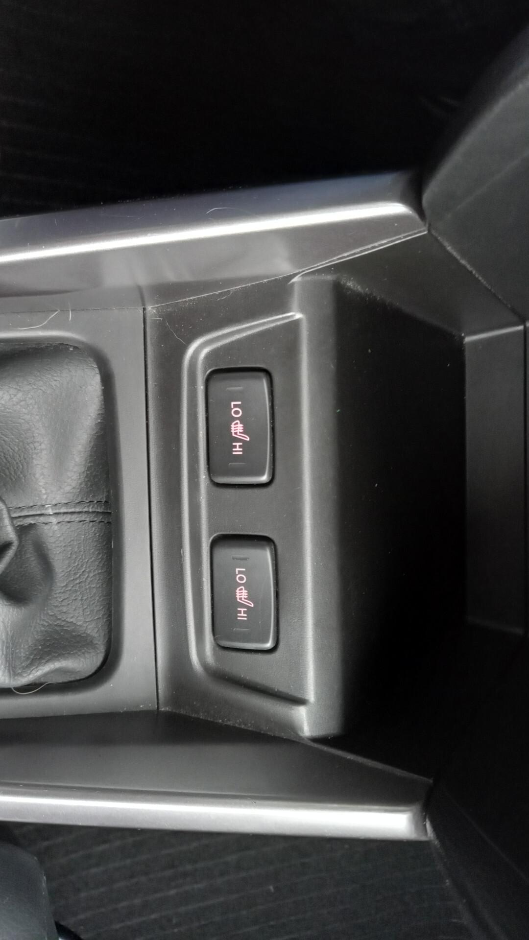 Suzuki Vitara 1.4 Hybrid Top