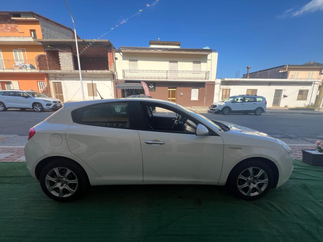 Alfa Romeo Giulietta 1.6 JTDm-2 105 CV Exclusive