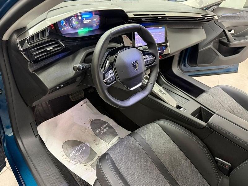 Peugeot 408 Allure Pack Hybrid 180 e-EAT8 S&S aut.