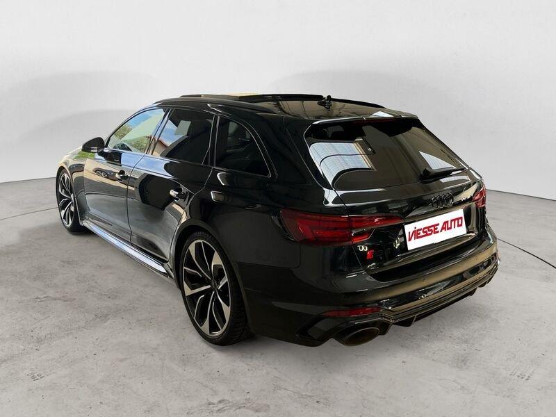 Audi A4 RS 4 Avant