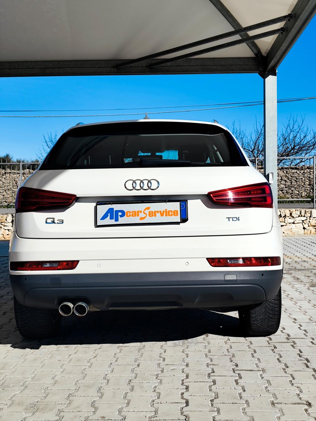 Audi Q3 2.0 TDI 120 CV Sport