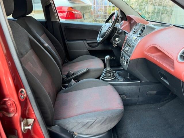 Ford Fiesta 1.2 16V 5p. Ghia