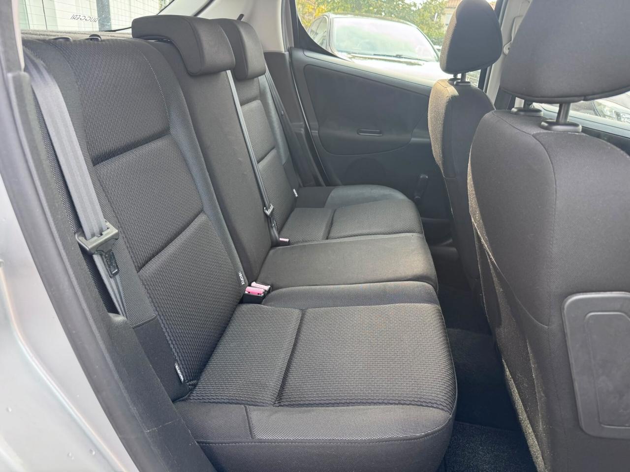 Peugeot 207 1.4 8V 75CV 5p. X Line