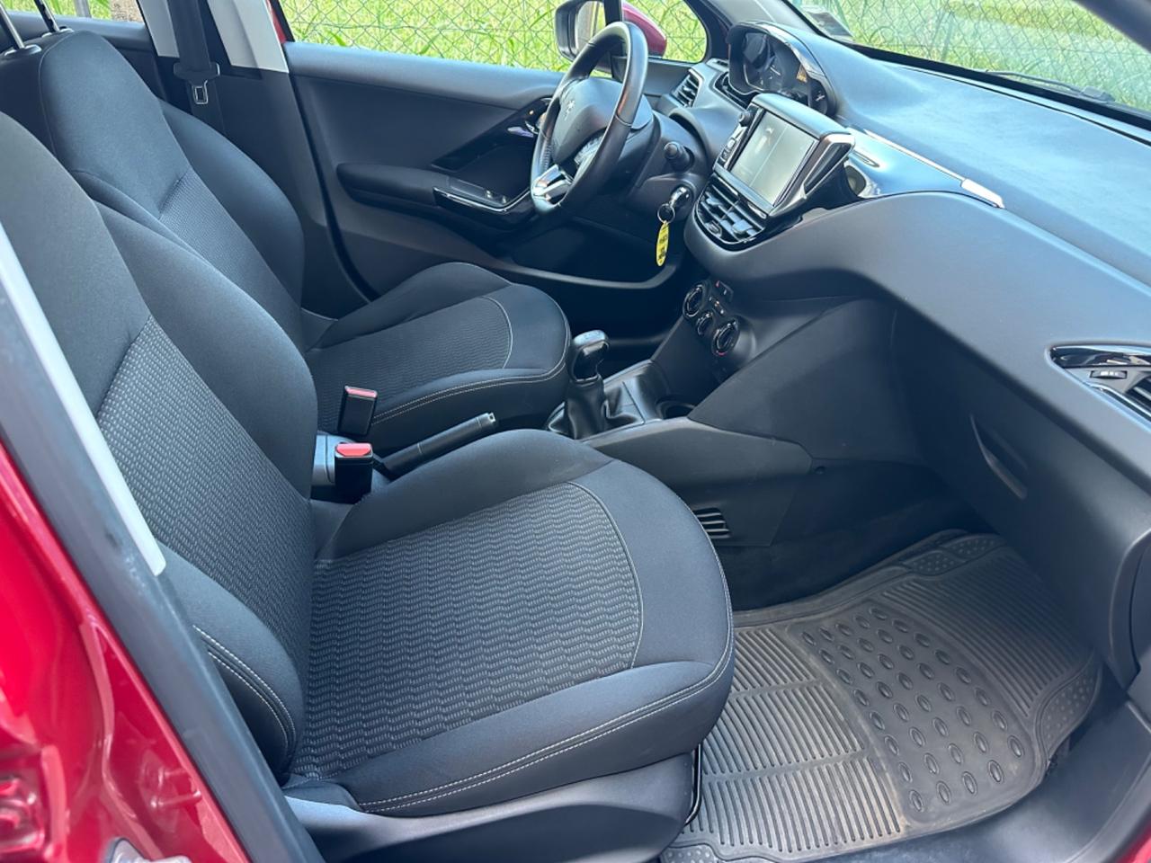 Peugeot 208 PureTech 82 5 porte Access