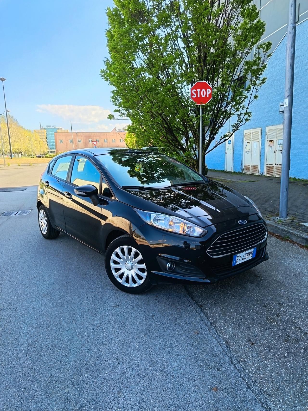 Ford Fiesta 2014 1.0 benzina 80.000KM 12 MESI DI GARANZIA NEOPATENTATI