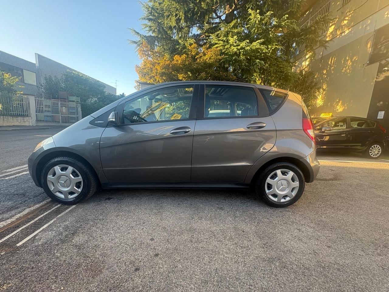 Mercedes-benz A 160 BlueEFFICIENCY Elegance