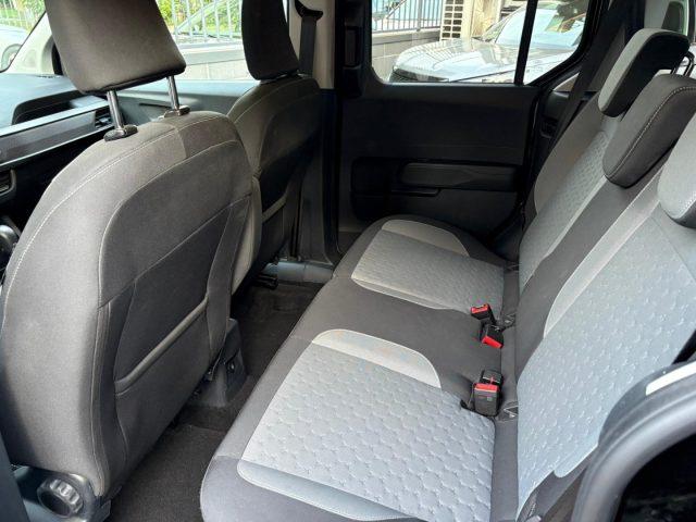 FORD Tourneo Courier 1.0 EcoBoost Powershift Titanium