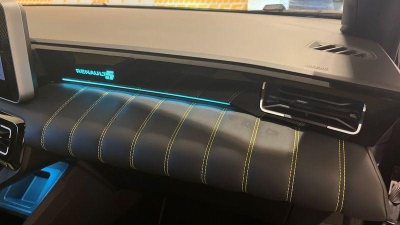 Renault 5 E-Tech Electric RENAULT iconic cinq 150 cv comfort range