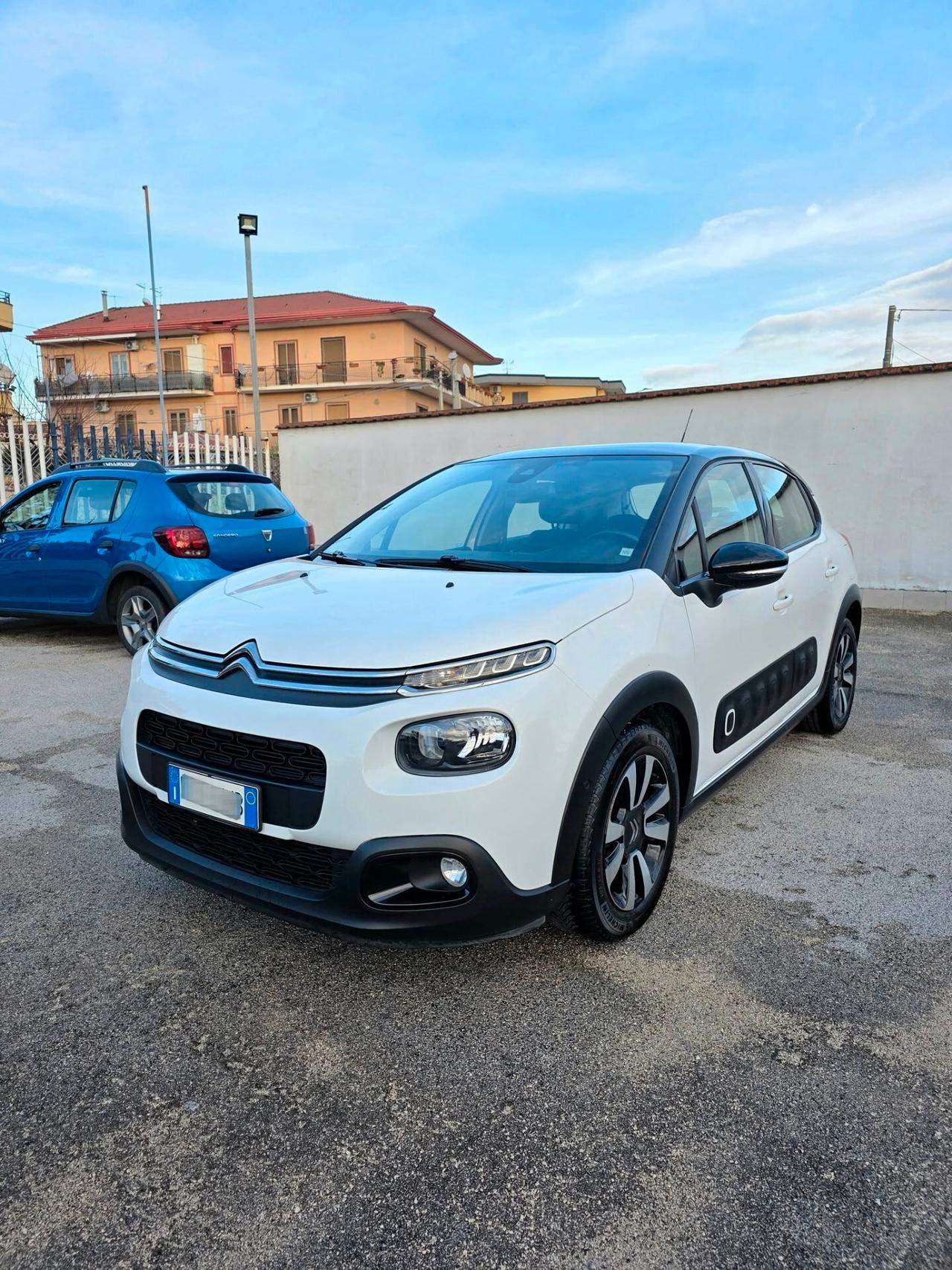 Citroen C3 1.6 BlueHDi 75cv S&S Shine con 73.000 Chilometri